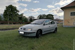 Renault Megane 1997 230.600 km Bencin