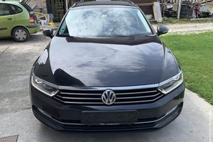 Volkswagen Passat 2022 80.200 km Dizelsko gorivo