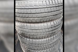 4x Pnevmatike 195 / 60 / R16