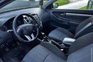 Kia Ceed / cee'd 2010 140.000 km Bencin