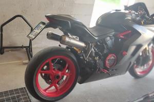 Ducati SuperSport 2021