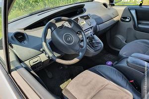 Renault Scenic 2010 125.000 km Bencin