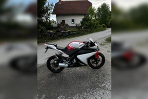 Yamaha YZF-R125