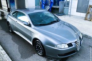 Alfa Romeo GT 2005 240.000 km Bencin
