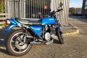 Kawasaki
 Z 1000
