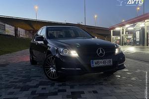 Mercedes-Benz C 220 2.012 255.000 km 1363