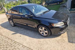 Volvo S40 2009 298.000 km Dizel