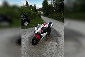 Yamaha YZF-R125