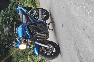 Suzuki
 Bandit 650 2005