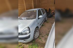 Renault Clio 2003 203.500 km Bencin