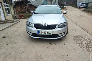 Škoda Octavia 2.016 286.356 km 1363