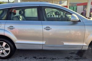 Audi Q7 2006 330 km Dizel