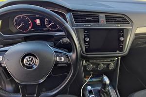 Volkswagen Tiguan 253 128.000 km 1363