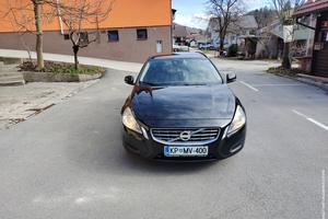 Volvo V60 2013 401.000 km Dizel