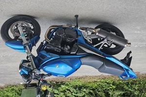 Suzuki
 Bandit 650 2005