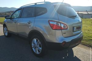 Nissan Qashqai+2