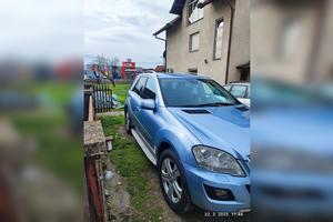 Mercedes-Benz ML 320
